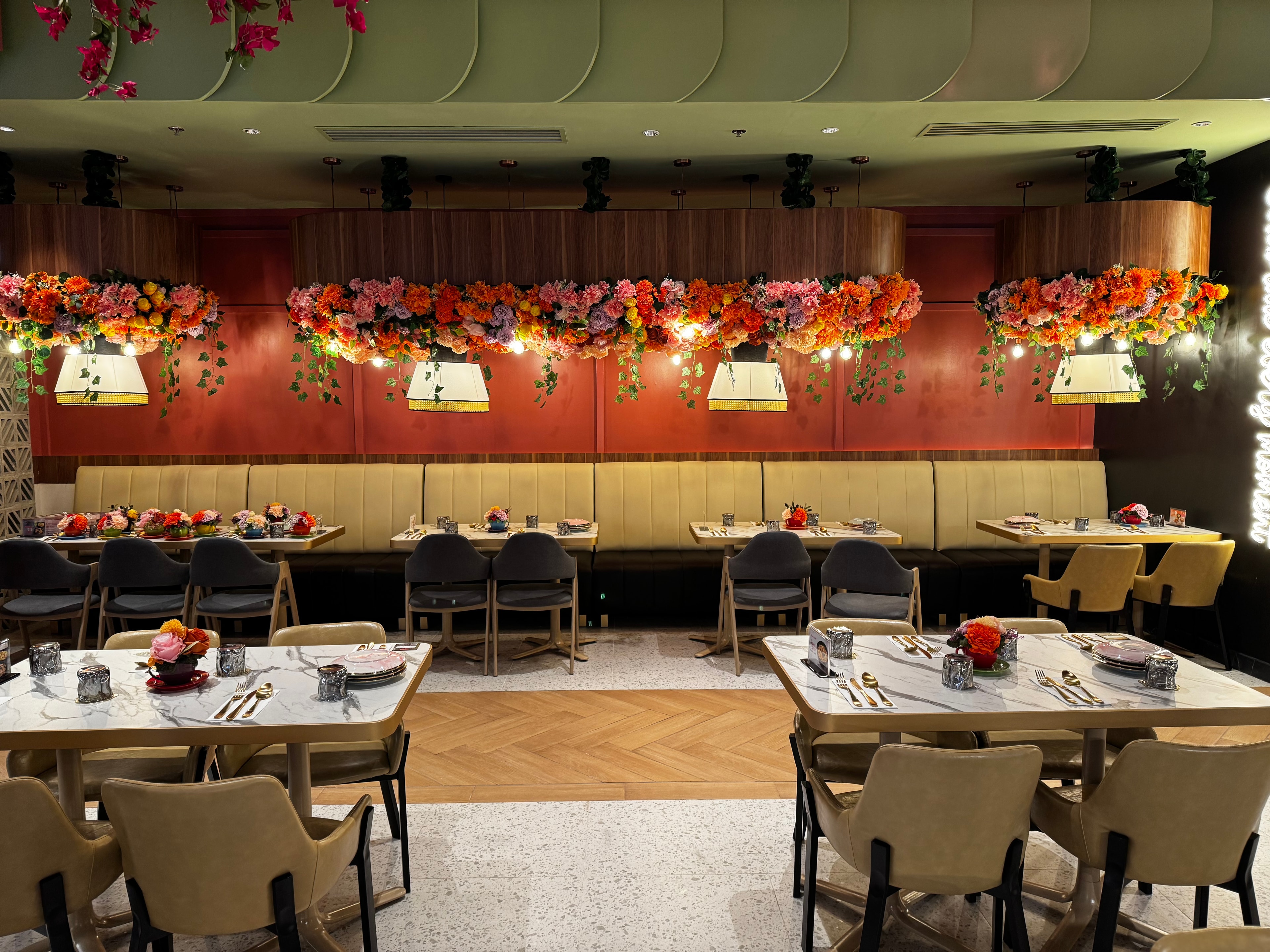 Secret Recipe — interior view 3