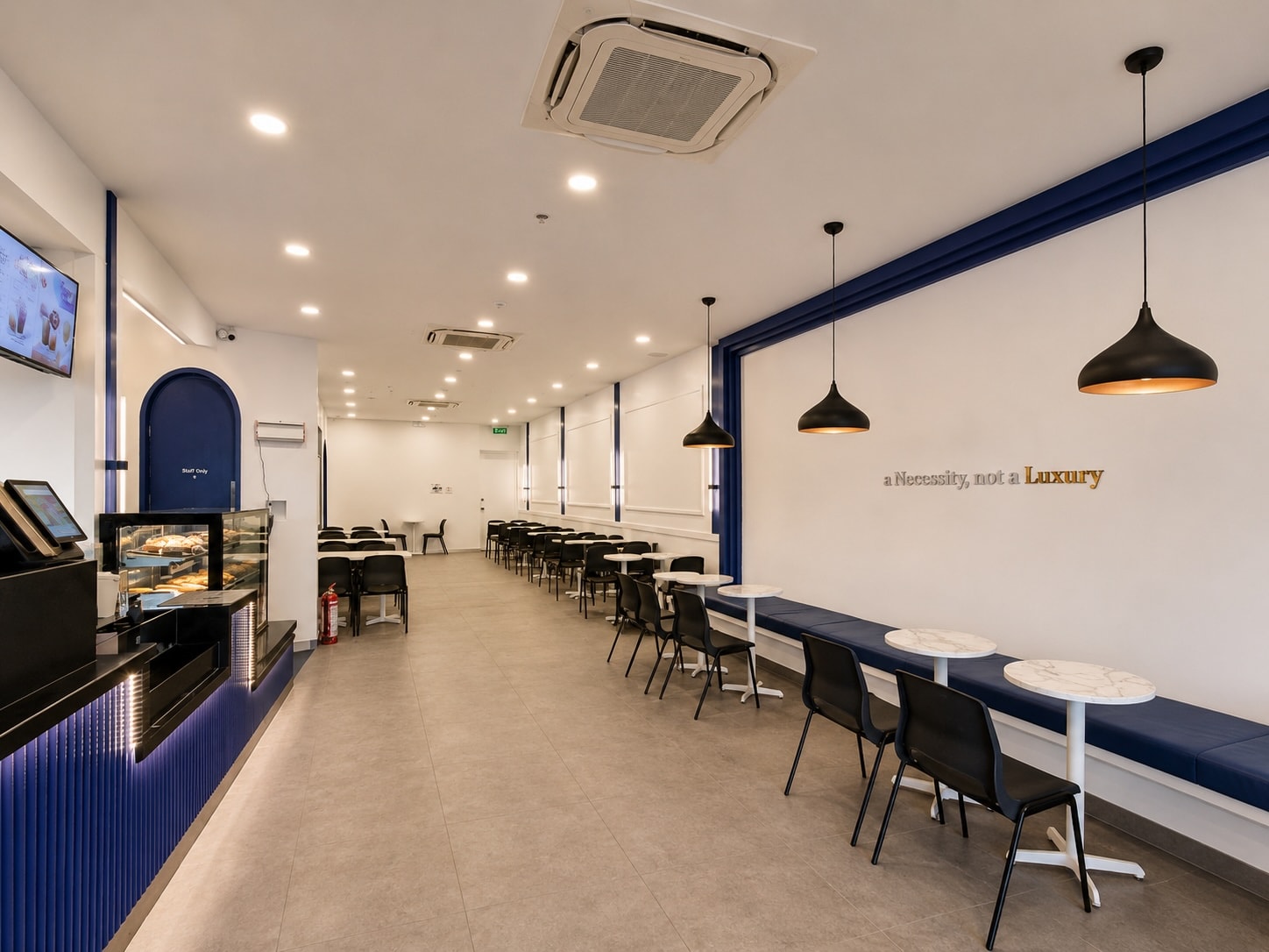 ZUS Coffee — interior view 2